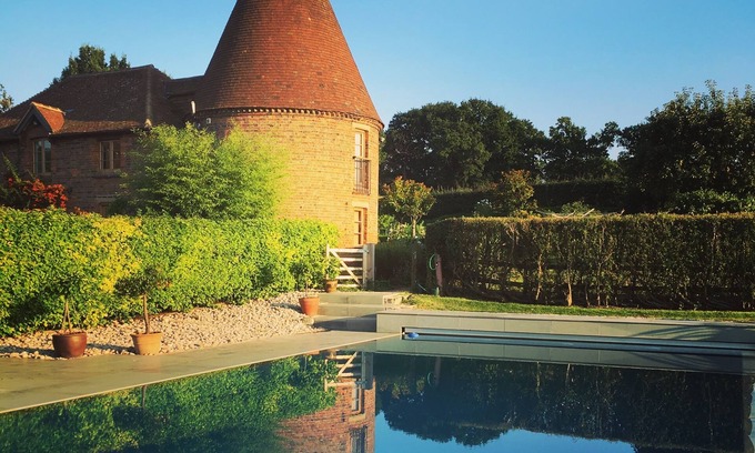 Crockham Hill Bed & Breakfast | Hurst Farm
