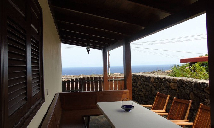 Frontera House | HUS RITA 4 EL HIERRO