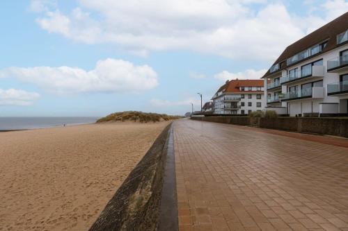 Het Zoute Apartment | Huswell - Apartment with garden at the seaside in Knokke