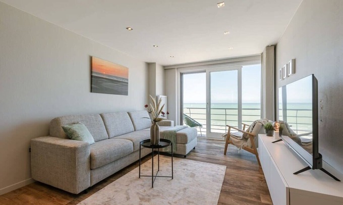 Nieuwpoort-Bad Apartment | Huswell - Cosy apartment with frontal seaview