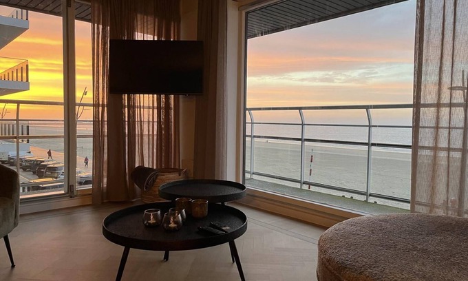 Blankenberge Apartment | Huswell - Renovated Seaview apartment