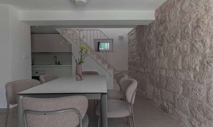 Hvar Old Town Villa | Hvar old town/luxury downtown villa/feel Dalmatia