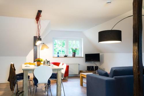 Welt Apartment | HW App 8