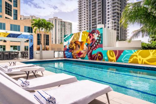 Riverwalk Fort Lauderdale Hotel | Hyatt Centric Las Olas Fort Lauderdale