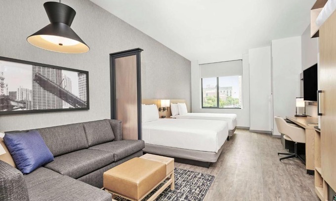 Illinois Medical District Hotel | Hyatt Place Chicago Medical/University District