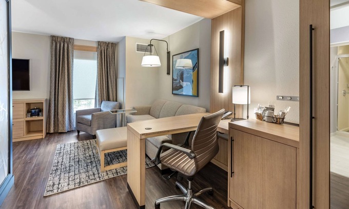 Carmel Hotel | Hyatt Place Indianapolis Carmel