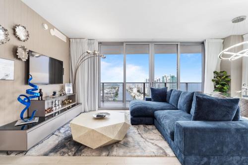 Hollywood South Central Beach Apartment | Hyde Beach House - 2BD-2BA MANSION WITH DIRECT OCEAN VIEW, Resort Amenities, Rooftop Pool and Hot tub, Tennis court, few min walk to the ocean