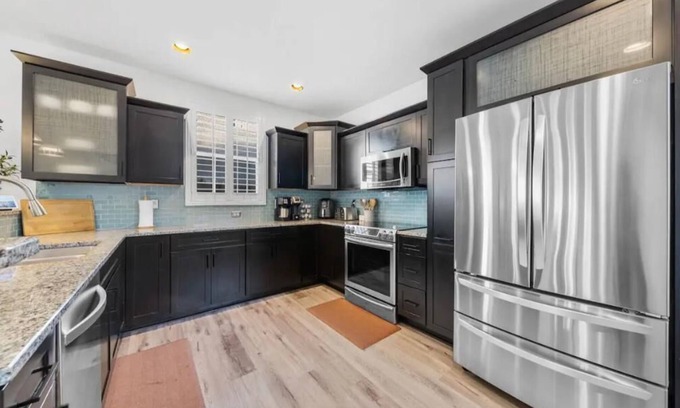 Hyde Park House | Hyde Park Historic Hideaway