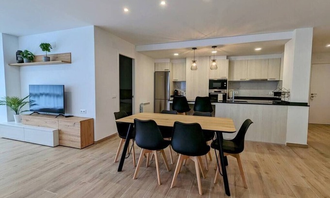Ripoll Apartment | Hydros Ter Ripoll HUT