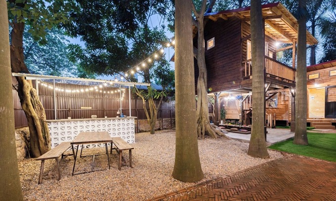 Nhat Tan House | Hygge Homestay - Small forest in the heart of Hanoi