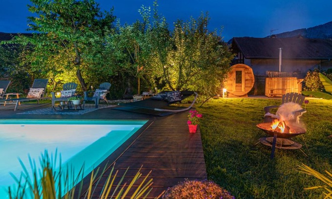 Doussard House | Hygge Lodge Annecy