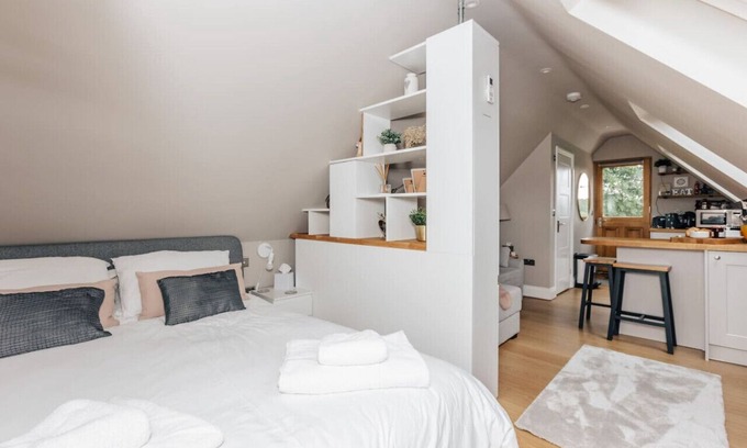 Kingwood Apartment | Hygge Lodge - Studio apartment in a peaceful location