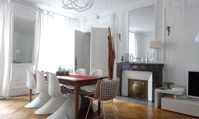 City-Centre - Petite France Apartment | Hyper Centre 4 bourgeois rooms 135 m2 terrace, private parking