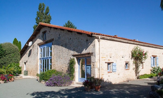 Corpe Cottage | Hyper-Gite: very large barn converted into gites