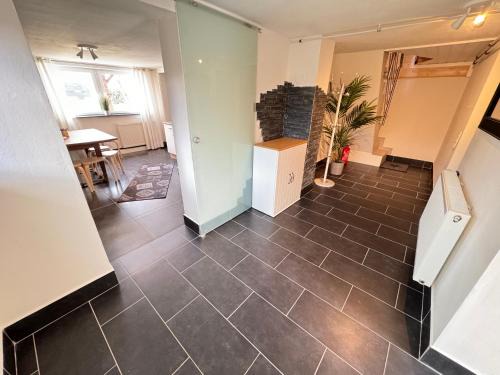 Frontenhausen Apartment | I Apartment 8 Personen - Monteurwohnung - Ferienwohnung - Frontenhausen