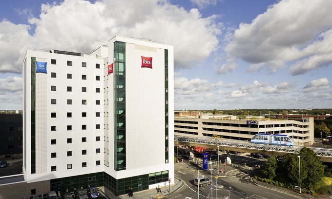 Little Hay Hotel | Ibis Birmingham International Airport – NEC