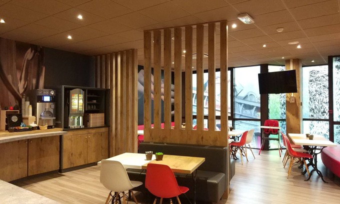 Saint-Gratien Hotel | ibis Saint Gratien