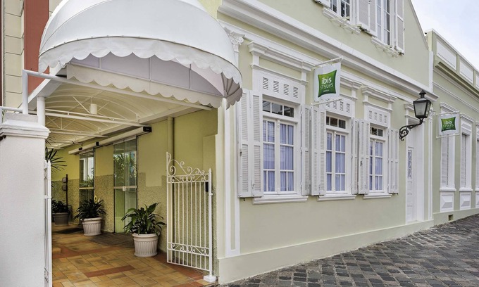 Sao Francisco Hotel | ibis Styles Curitiba Centro Cívico