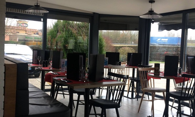 Val-de-Reuil Hotel | ibis Styles Rouen Val De Reuil