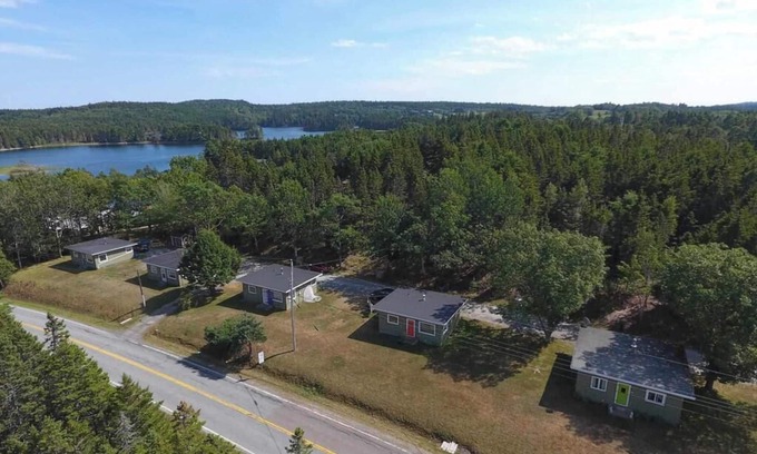 Lunenburg County Cabin | Iconic Cabin on Lighthouse Route