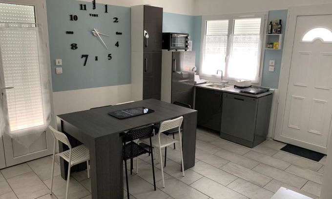 Dompierre-sur-Besbre House | Idéale famille, tout y est !
