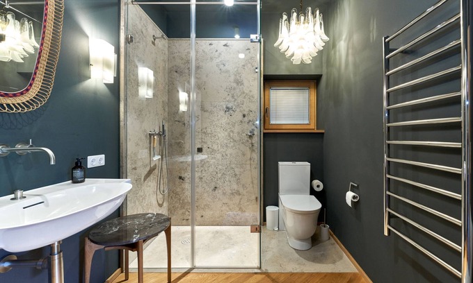 Suderstapel Apartment | IDAHO - Deep