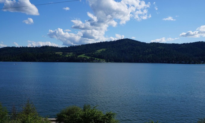Harrison House | Idaho Lake Retreat - Home on Lake Coeur d' Alene!
