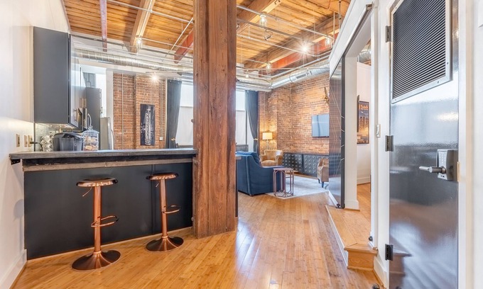 Downtown Nashville Condo | Ideal downtown Nashville loft – Letterpress Loft