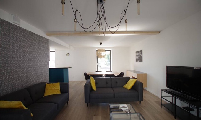 Saint-Max Apartment | Ideal family apartment, 103 m² with 35 m² terrace, in a quiet area