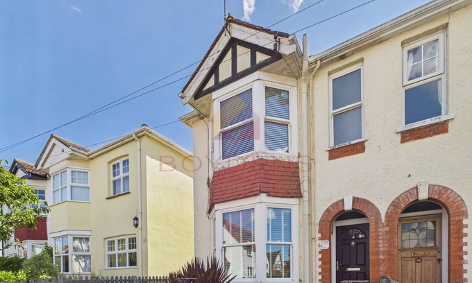Frinton-on-Sea House | Ideal family retreat located within the heart of Frinton on Sea