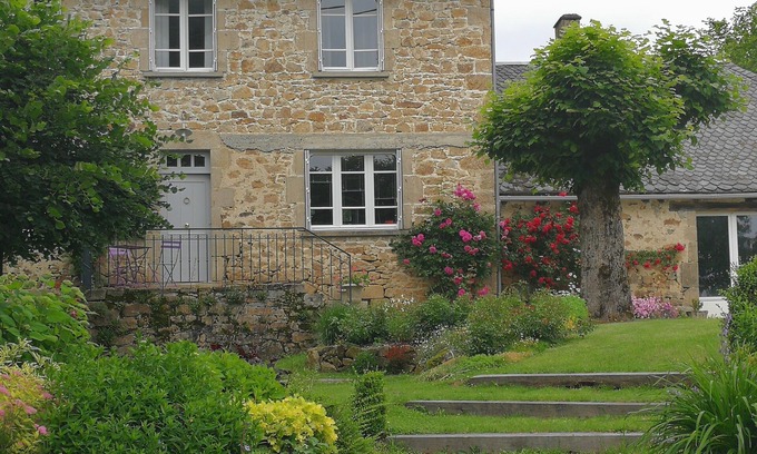 La Roche-Canillac House | Ideal for family holidays in Corrèze
