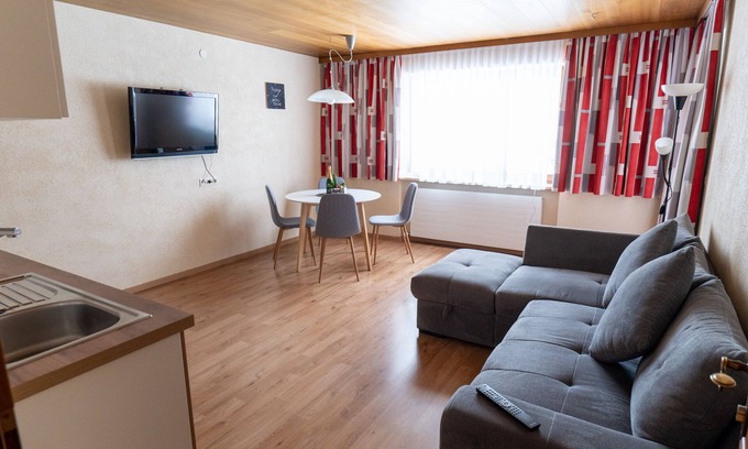 Bach Apartment | Ideal for mountain lovers, couples and small families