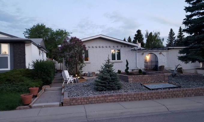 Southwest Calgary Apartment | Ideal furnished 550 sq. ft legal conforming basement suite with bright interior.