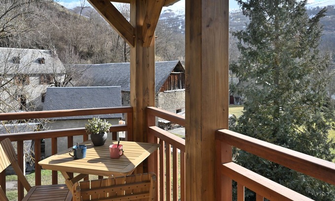 Peyragudes Apartment | Ideal Getaway at Lake Loudenvielle – Comfortable Apartment with Outdoor Activities