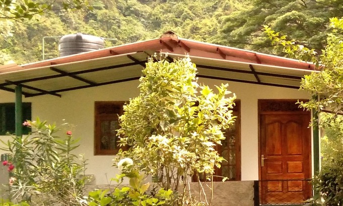 Ukuwela Bed & Breakfast | Ideal getaway for nature and outdoor lovers. 3km from Hunnas Falls Waterfall