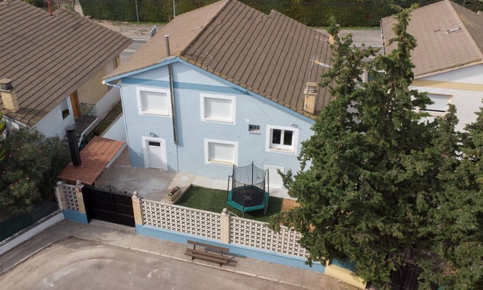 Cascante Cottage | Ideal holiday home for families/groups.