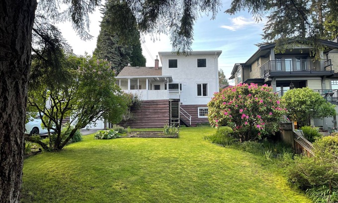 Hollyburn House | Ideal Home