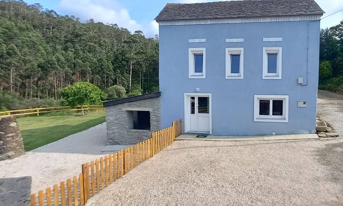 Loiba House | Ideal house for families, quiet area