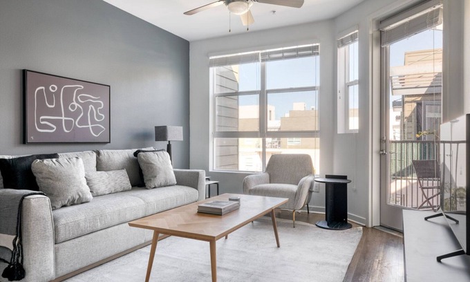 Mission Valley Apartment | Ideal Mission Valley 1BR w/Gym, W/D & Pool nr restaurants, by Blueground