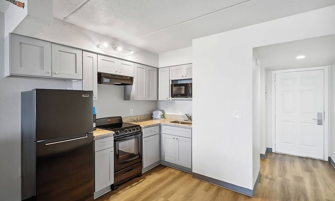 Fort Bay House | Ideal Mix of Comfort and Value! 2 Convenient Units, Beachfront Property w/Pool