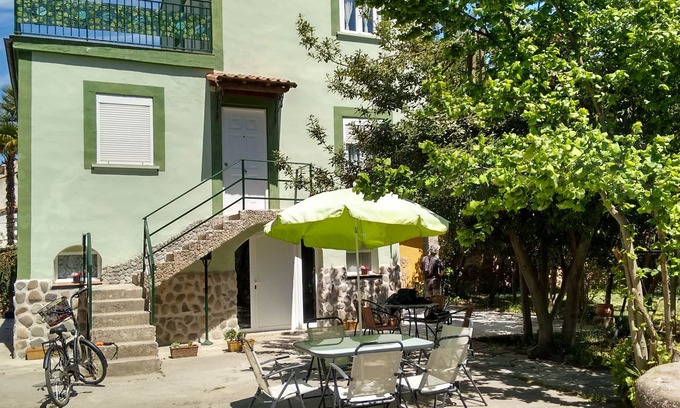 Najera Apartment | Ideal pets: apartment house with garden: for 2 people, for 3 ask