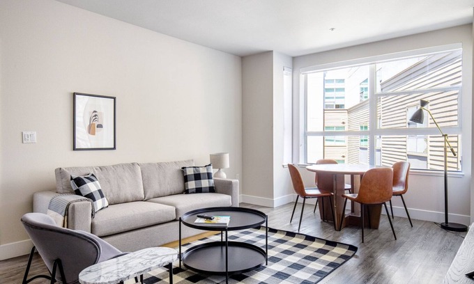 Centennial Apartment | Ideal Redwood City 2BR w/W/D, Pool, BBQ, walk to Caltrain, by Blueground