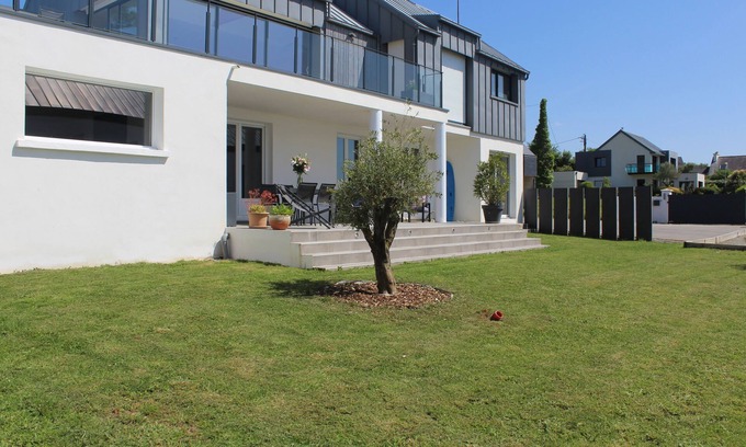 Guidel-Plages House | Ideal rental with partial sea view just a stone's throw from the beaches for a perfect stay