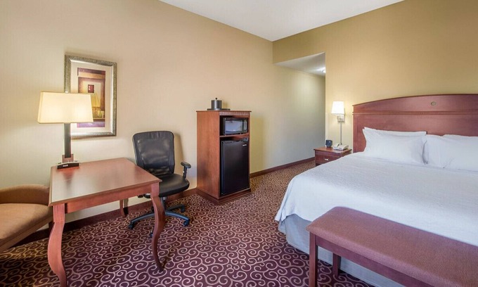 South Oklahoma City House | Ideal Room for a Romantic Getaway! Free Breakfast