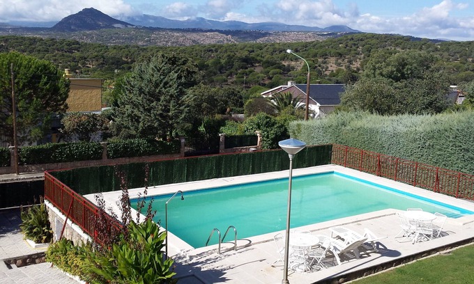Villa del Prado Villa | Ideal villa groups or families. POOL and GARDEN