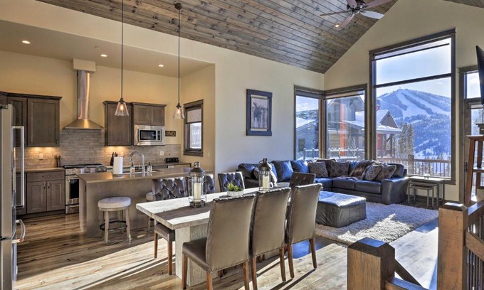 Winter Park House | Ideally Located Winter Park Townhouse with Hot Tub!