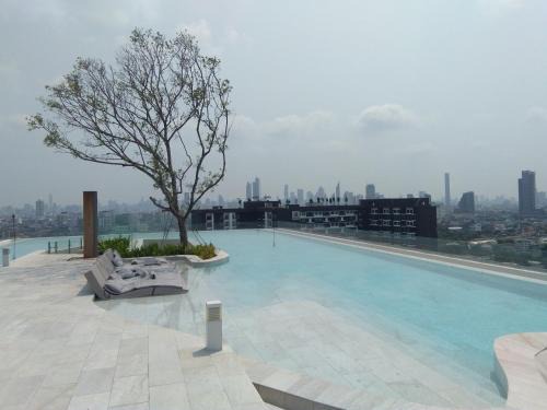 Bangkok Yai House | IDEO Thaphra Interchange Condo