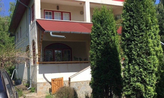Cornu de Jos House | Idillic and Peaceful Villa in Fresh Air