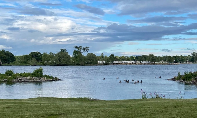 Cape Vincent Apartment | Idyllic 2 bedroom Apartment/Flat on Lake Ontario
