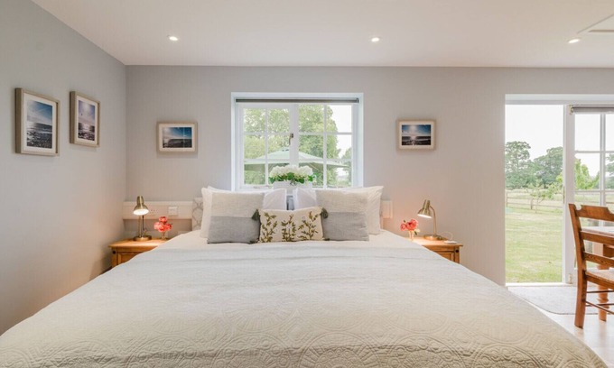 Birlingham Cottage | Idyllic Countryside Cottage in Worcestershire